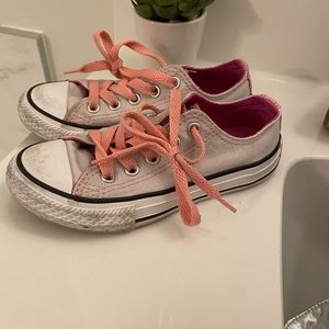 Converse girls sneakers